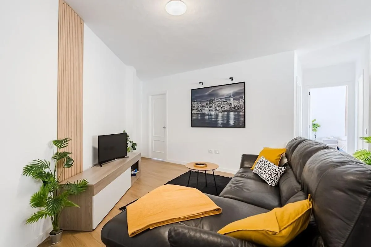 Beach House ,1 Min To Beach, Brand New El Medano  0*, El Medano (Tenerife)